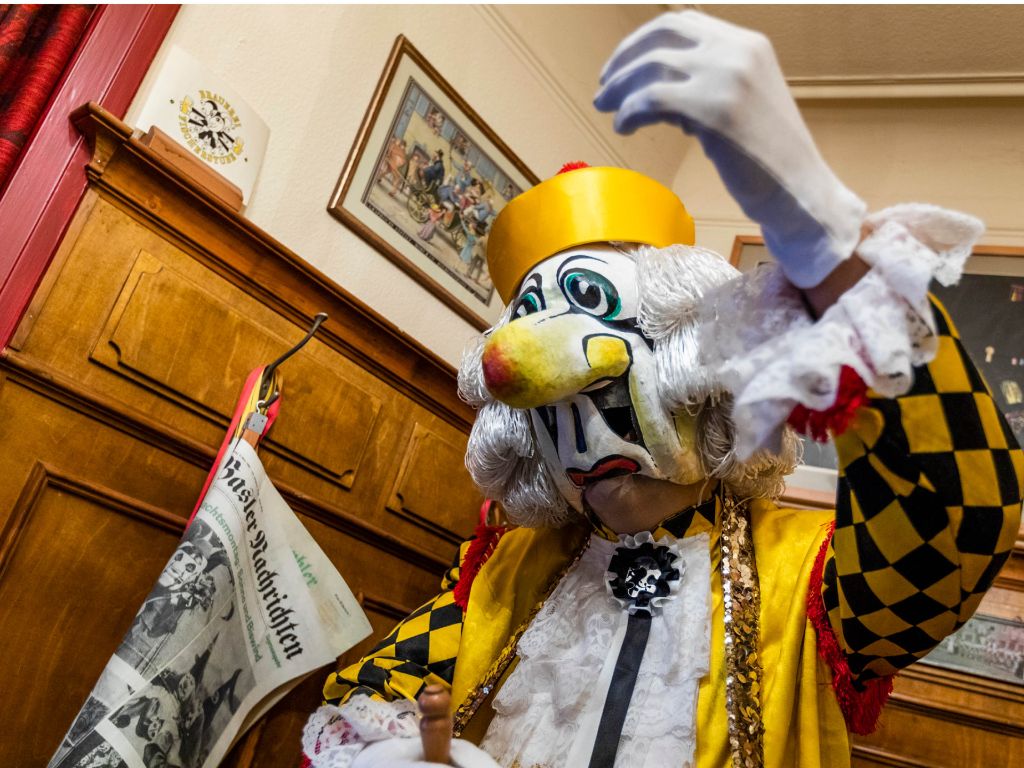 An der Fasnacht in die Fasnachtsausstellung